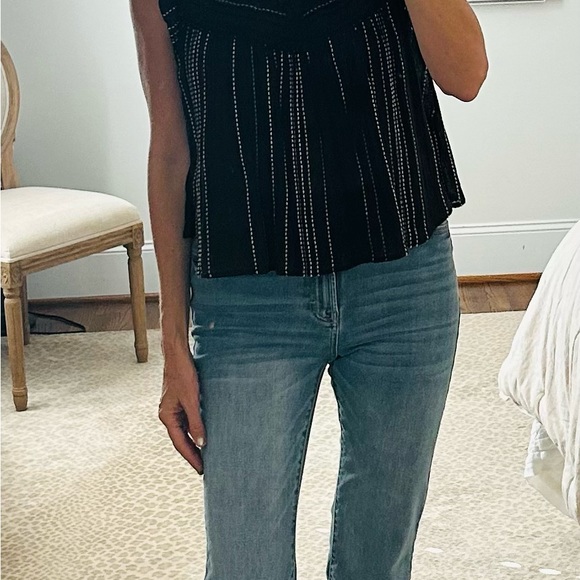 Top - Picture 2 of 2